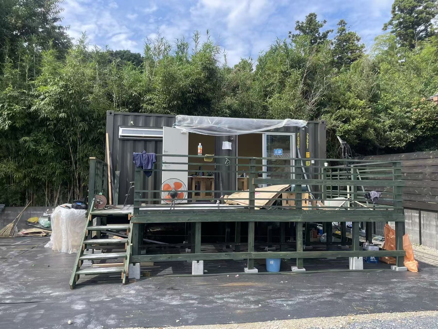 森の中の秘密基地‼